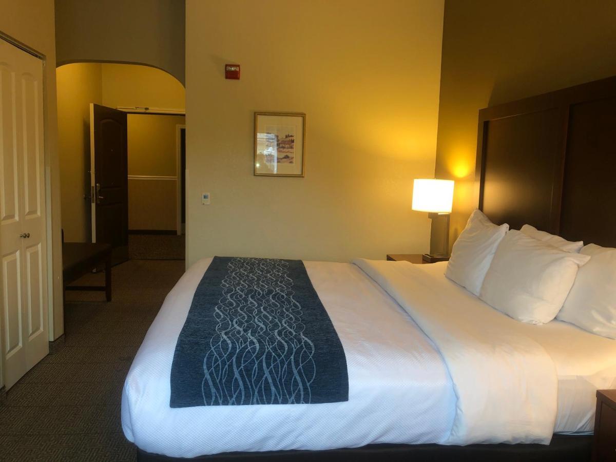 Comfort Inn & Suites Ukiah Mendocino County Kültér fotó