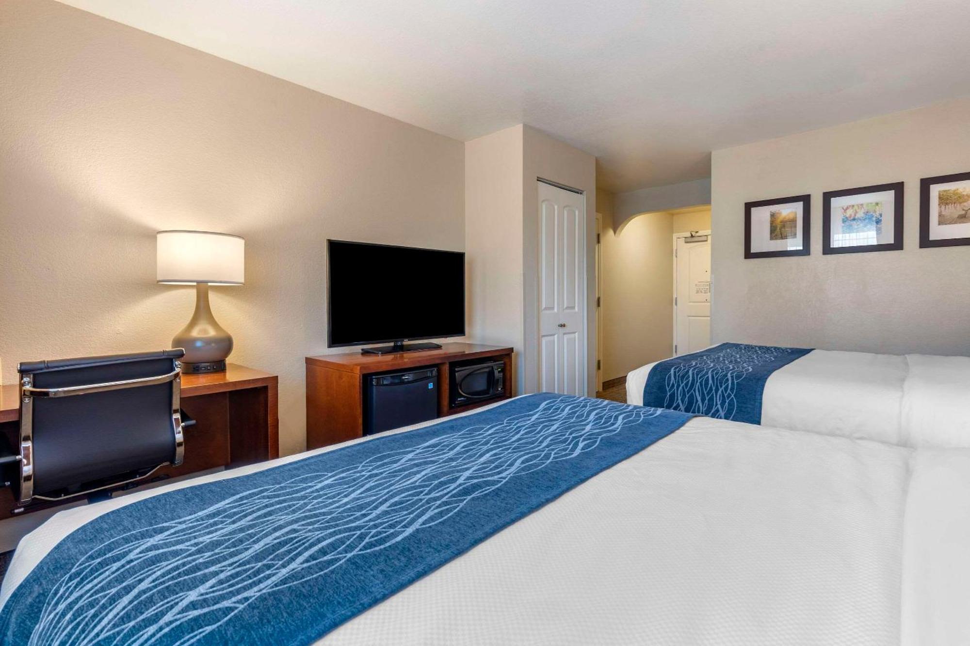 Comfort Inn & Suites Ukiah Mendocino County Kültér fotó